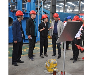 巨龍絞吸式挖沙船- JL CSD-250