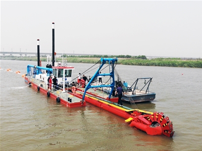 巨龍系列刀輪采砂船